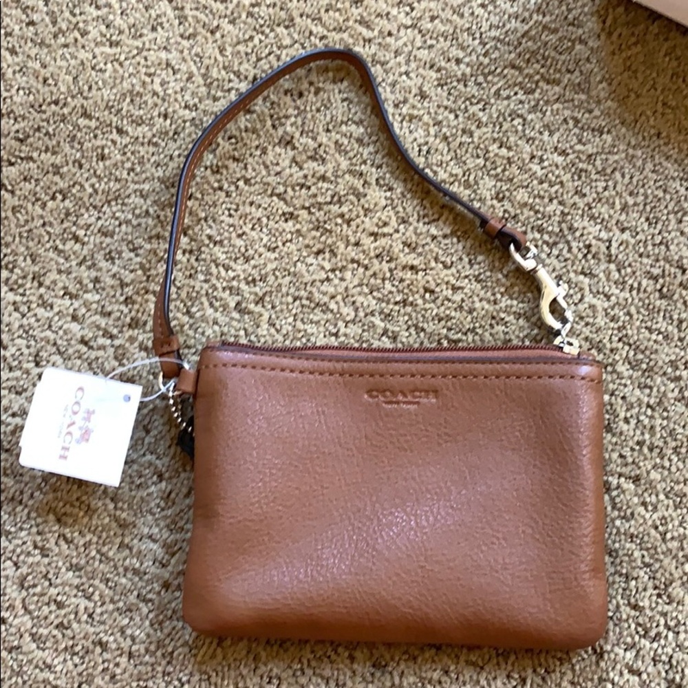 Coach park leather wristlet NWT